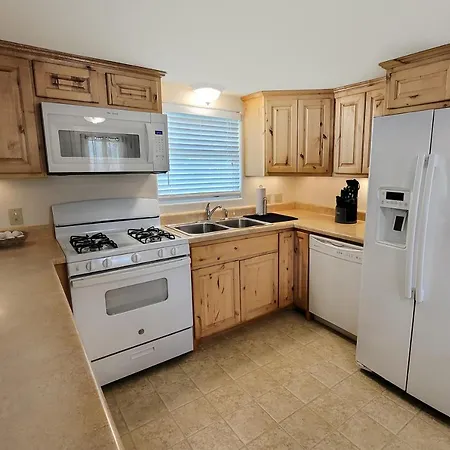 Antler Hill Villa